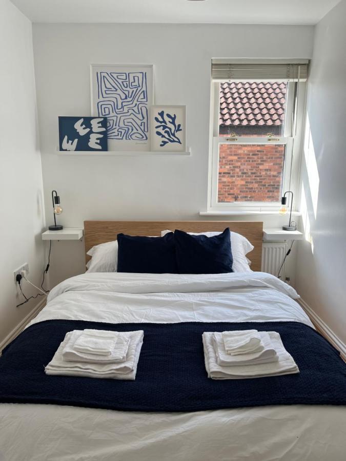 Homely 2 Story Cathedral City Apartment Durham Bagian luar foto